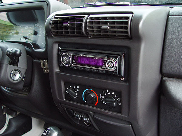 How do you remove the dash/radio on a '02 Wrangler? | Jeep Enthusiast Forums
